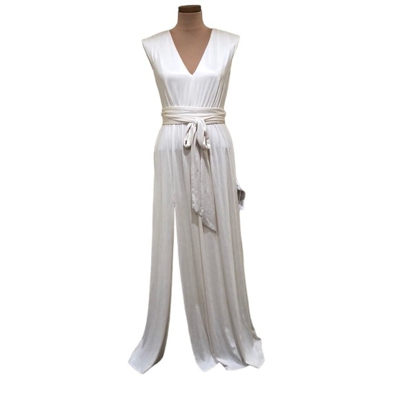 Dress the Population Dresses & Skirts - NWT Dress The Population Krista Maxi Dress Size Small Ivory Shimmer Gown